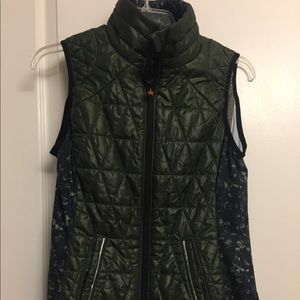 Lole Green/ Camo Vest